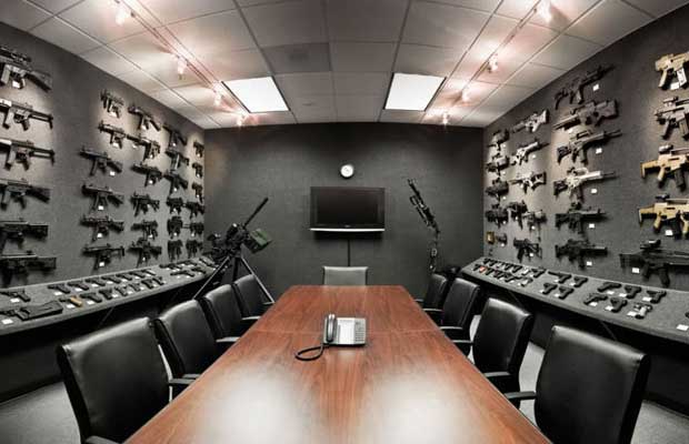 Top Wall Street Advisor Suggest Stocking Up On Guns & Ammo For Financial Collapse