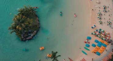 What Advantages Do Exchange-Traded Funds (ETFs) Have Over Mutual Funds?