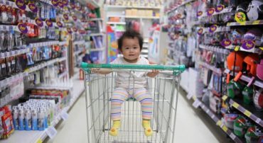 Q&A: My Baby was Gifted Cash. What Should I Do with It?