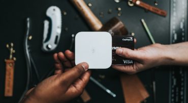 Are Store Credit Cards Worth The Risk?